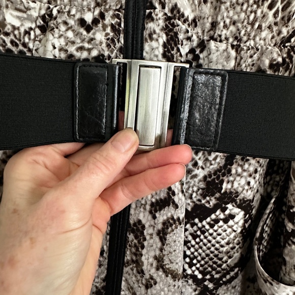 BCBG Snake Print Dress with Wide Black Belt – Size XS - Picture 5 of 5